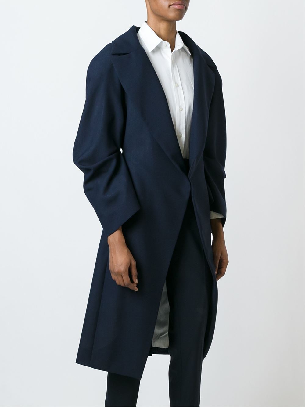 'Le Manteau Ouvert' oversized coat