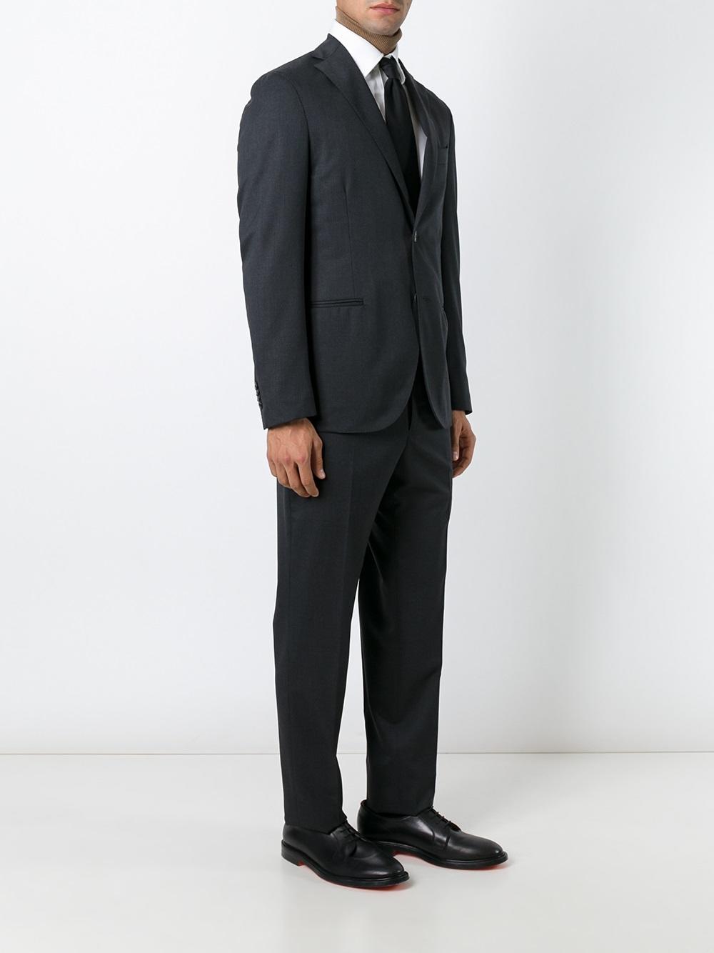 notched lapel suit