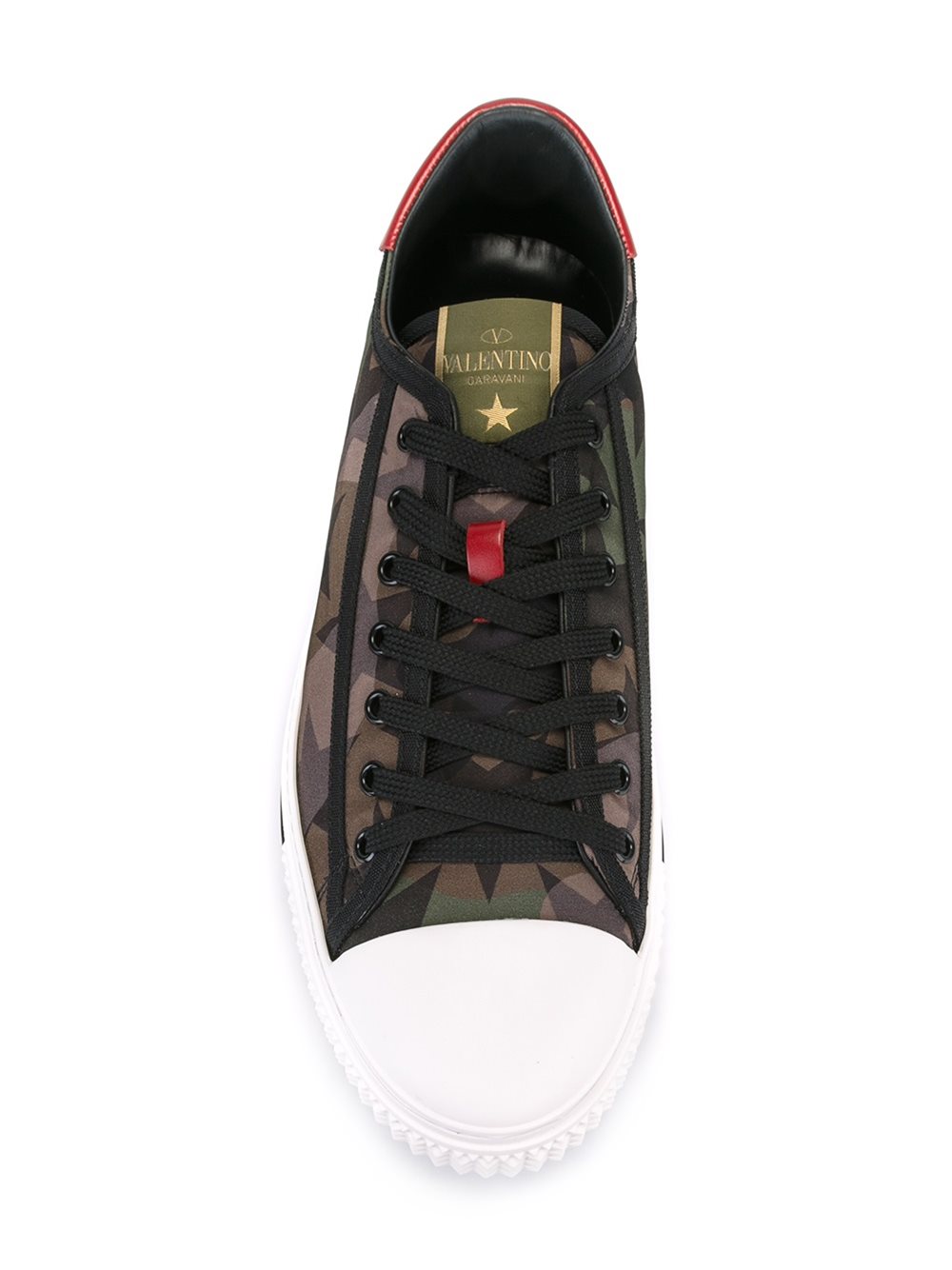 'Camustars'板鞋