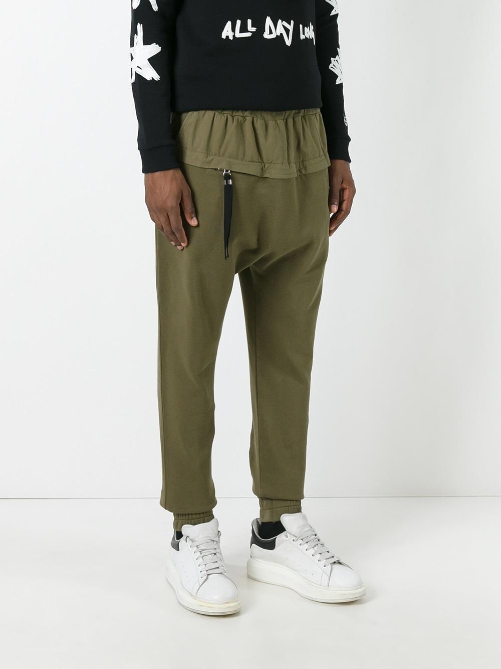 drop-crotch trousers