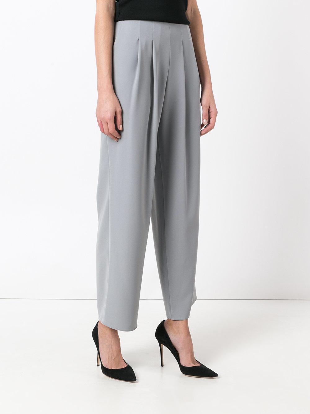 pleated cropped trousers