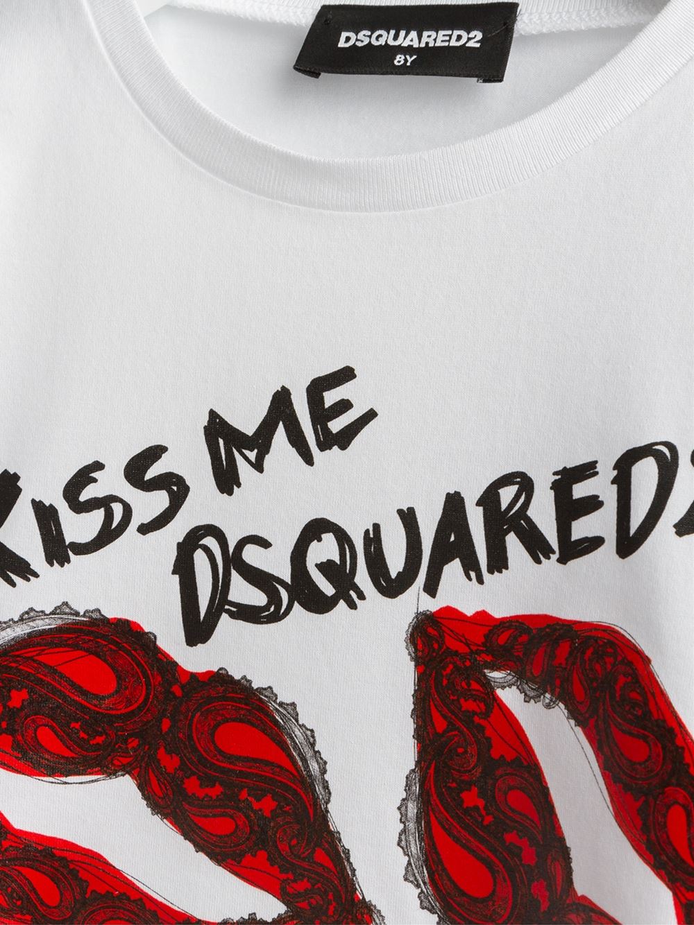 ‘Kiss Me'T恤