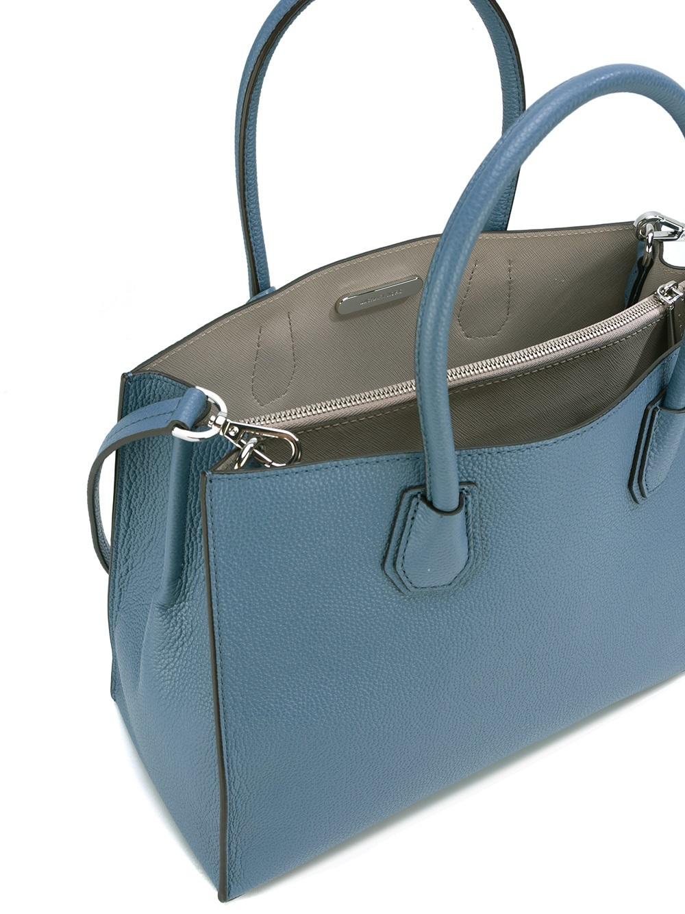 padlock detail shoulder bag