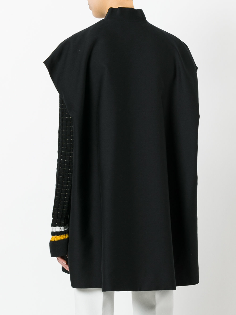 sleeveless oversize jacket