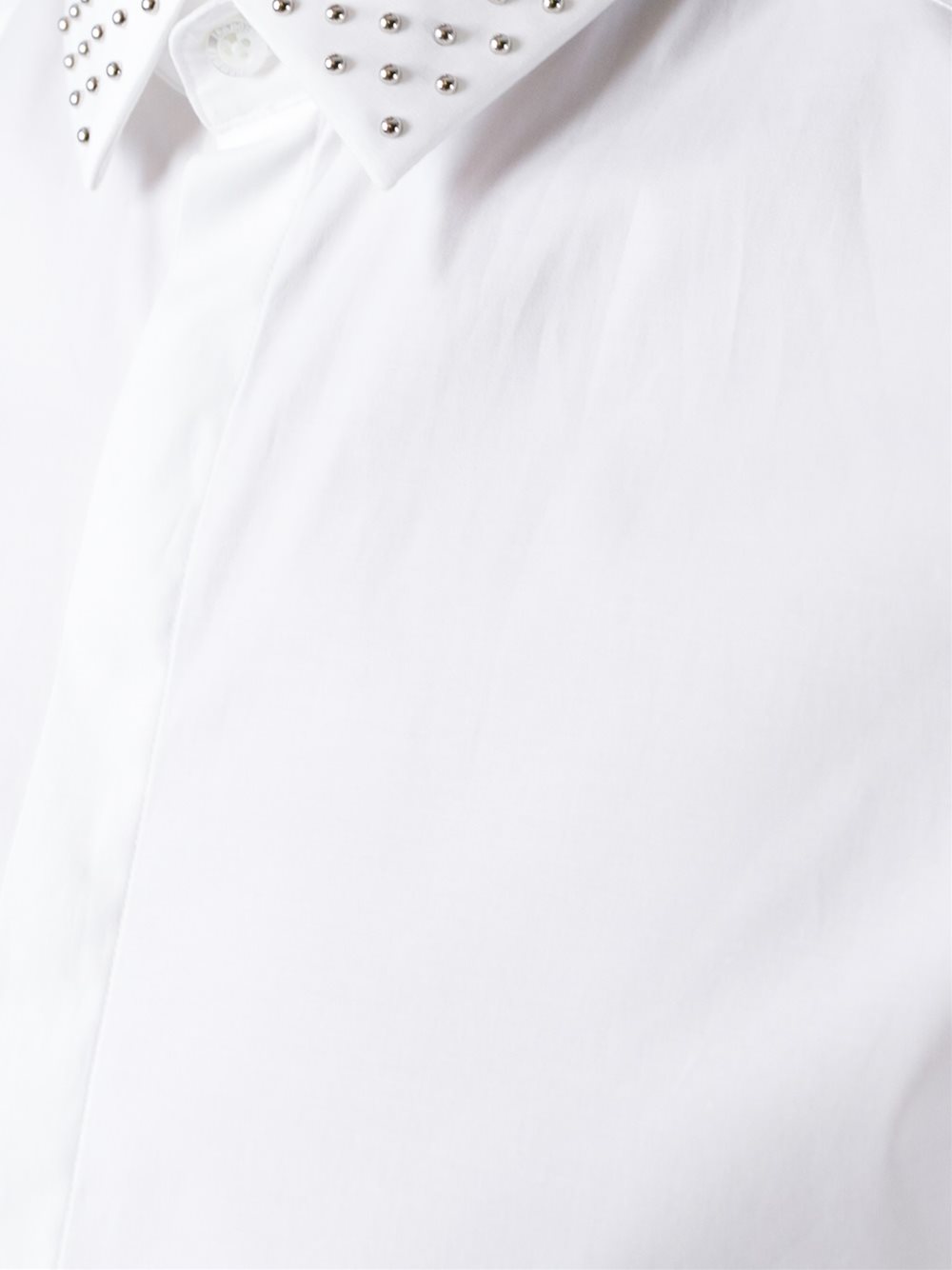 铆钉衣领长袖衬衫