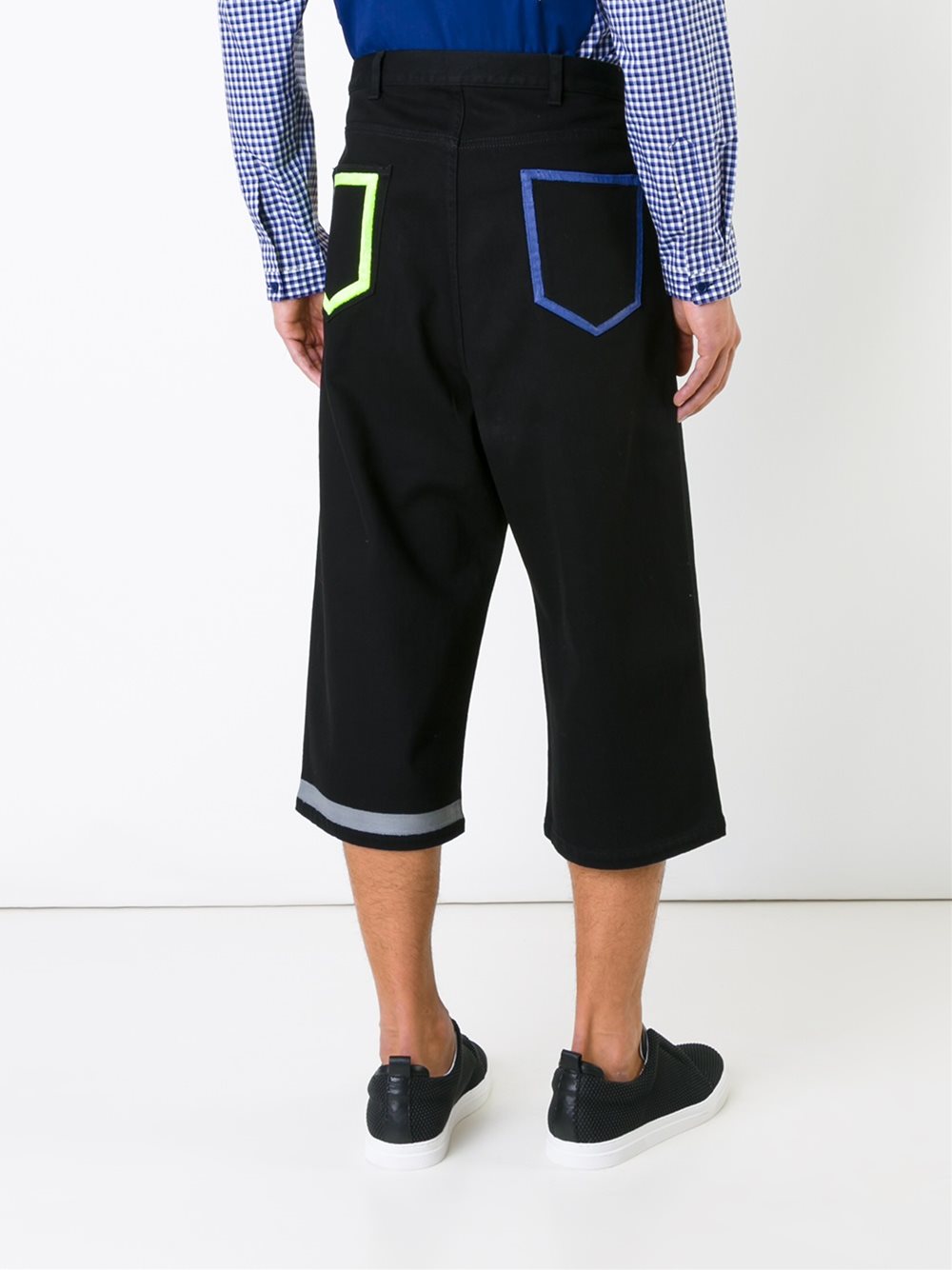colour trimming denim shorts