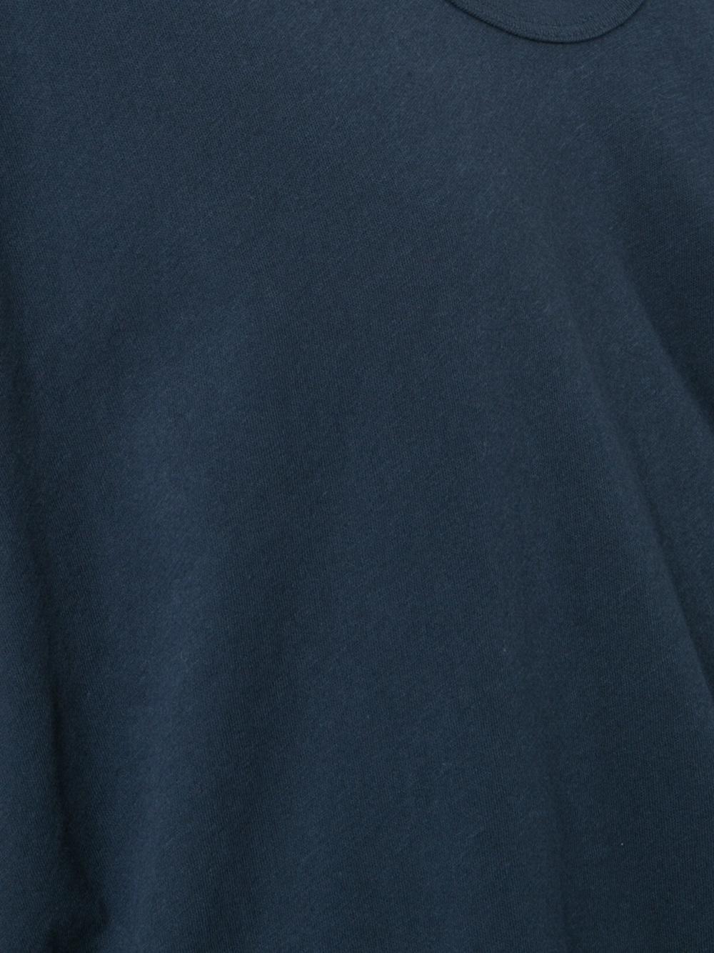 scoop neck T-shirt