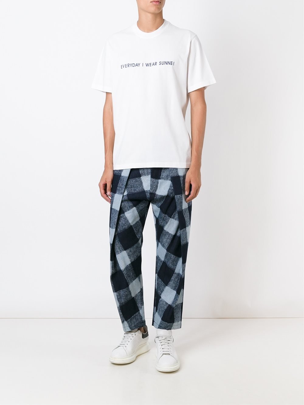 'Everyday I Wear Sunnei'T恤