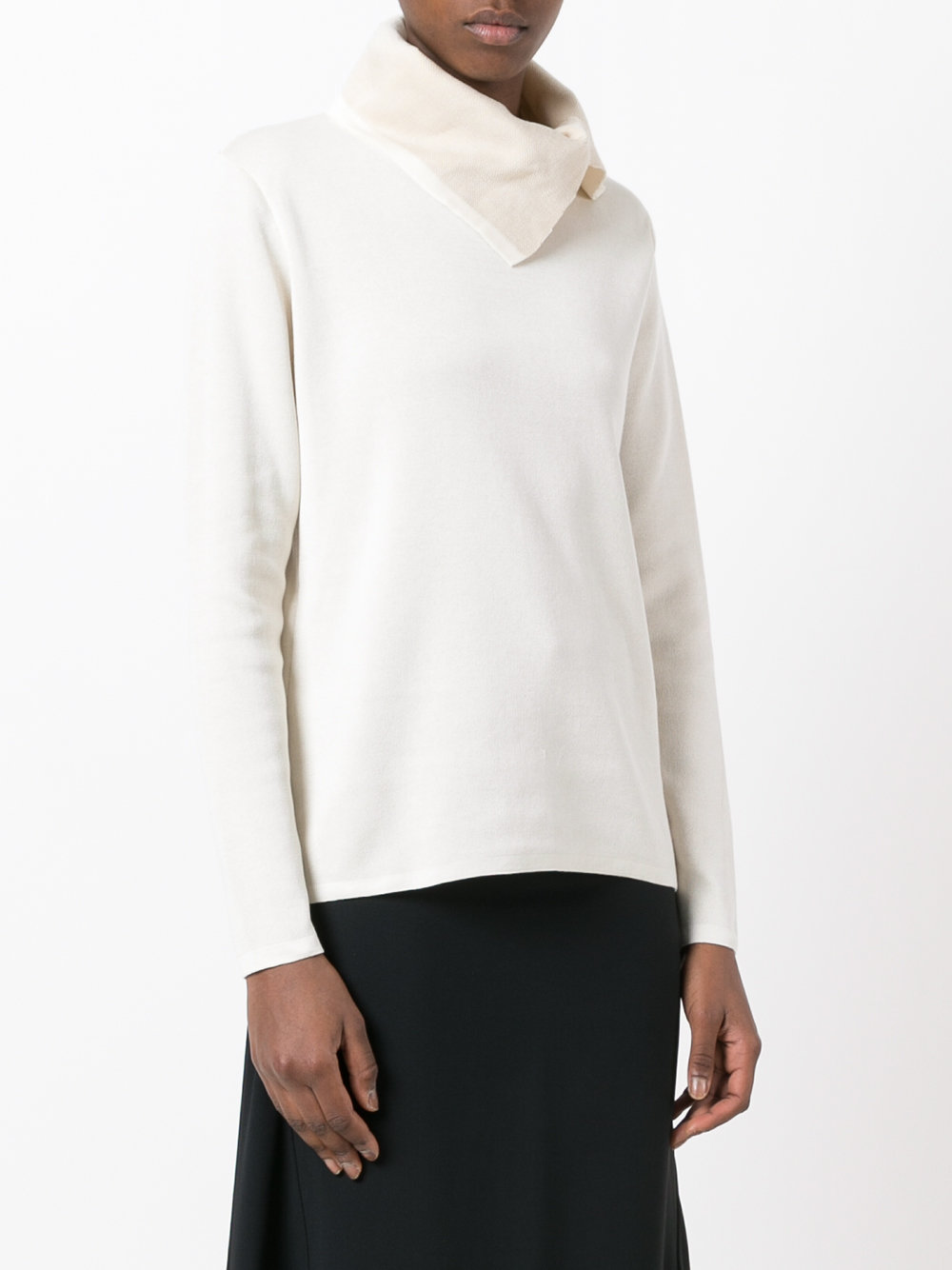 long collar jumper 