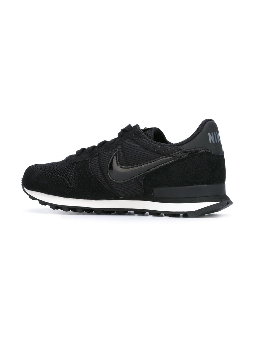 'Internationalist'运动鞋