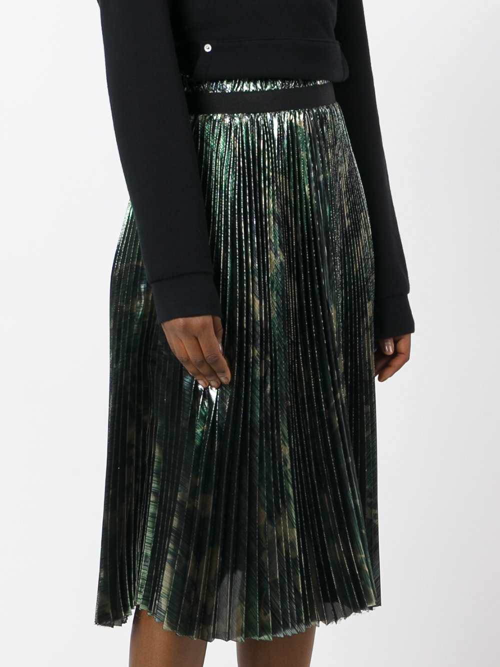 metallic effect pleated skirt