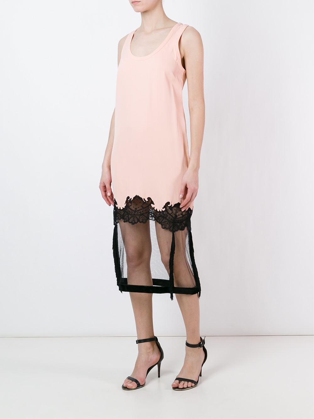 半透明下摆连衣裙