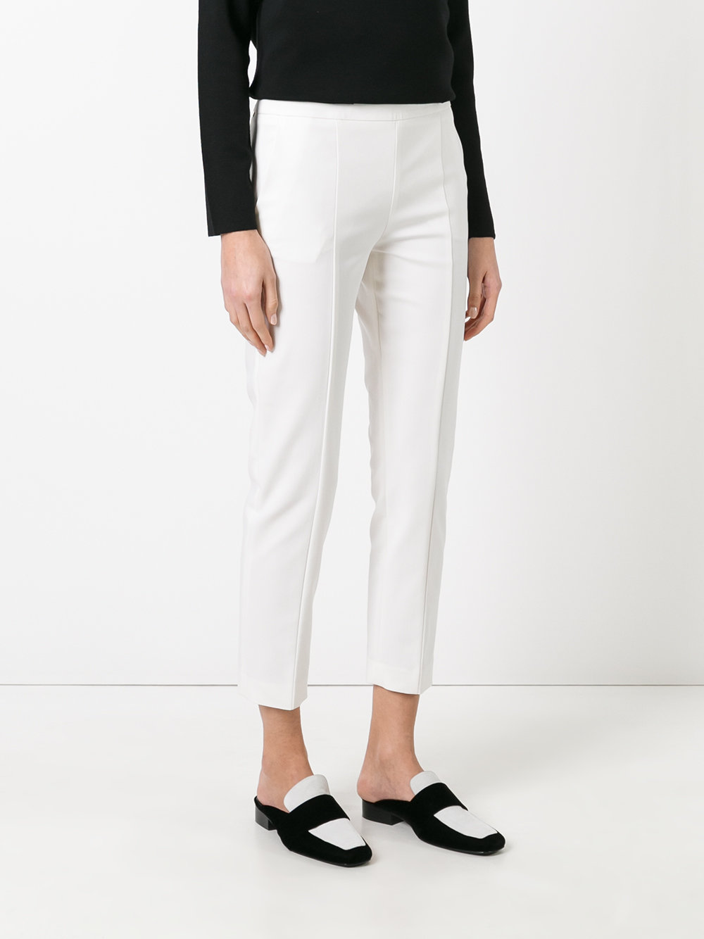 fitted cropped pants 