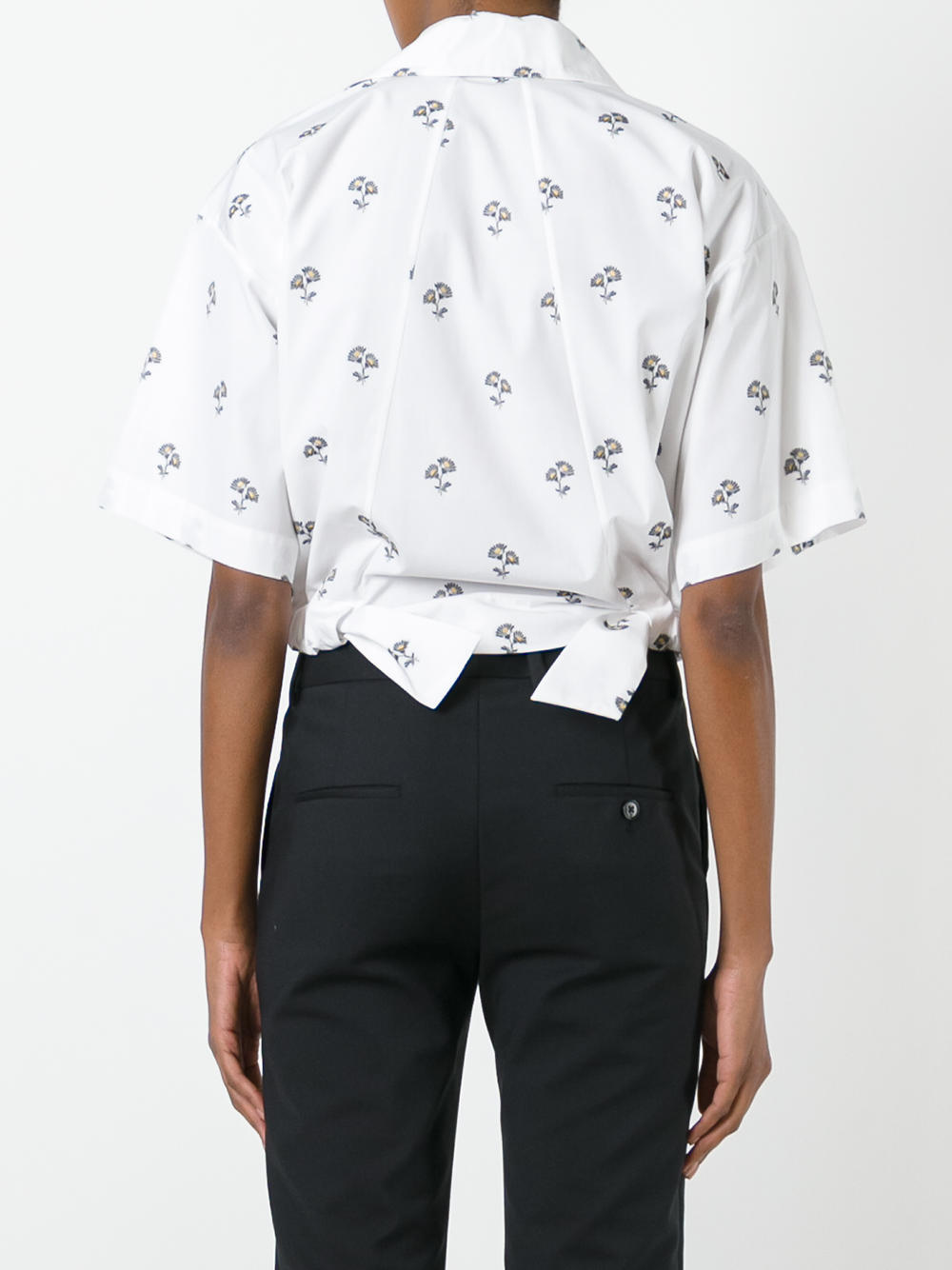 cropped daisy print shirt