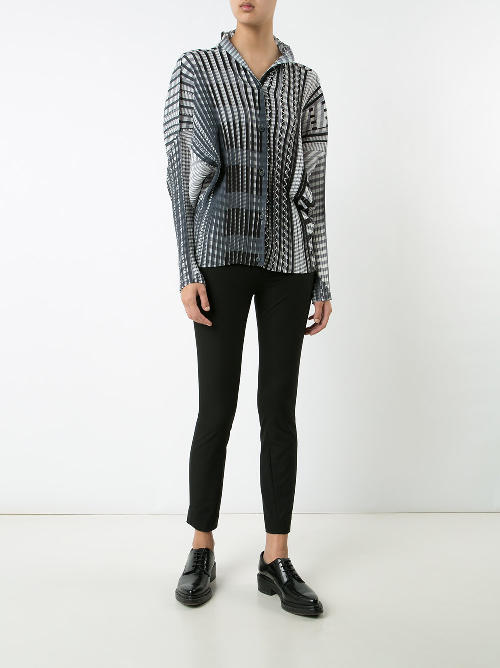 geometric print plissé blouse