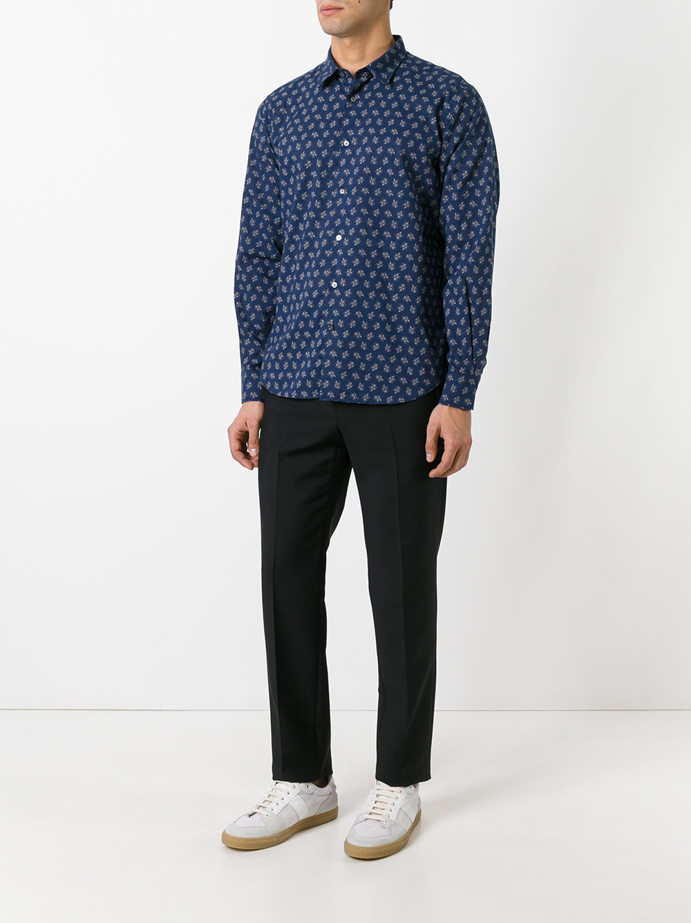 floral print shirt