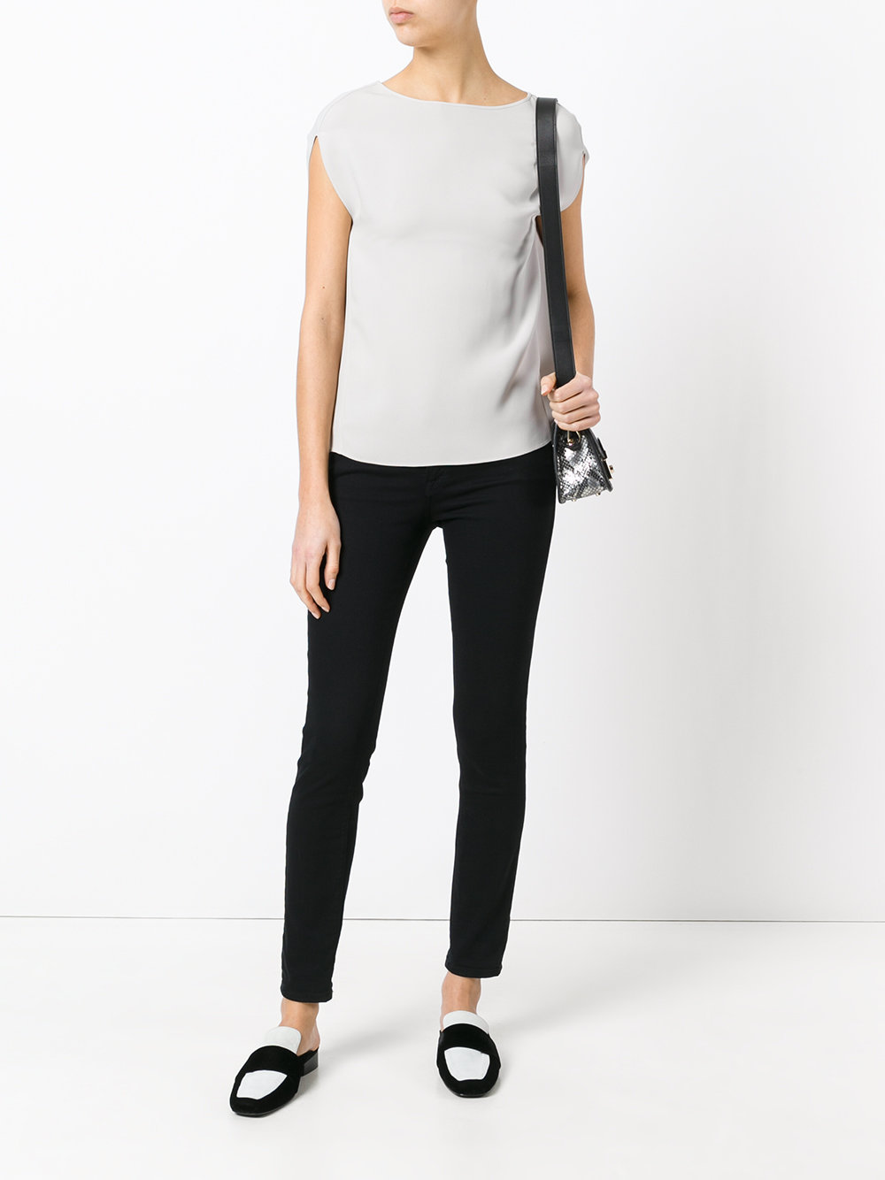 round neck T-shirt