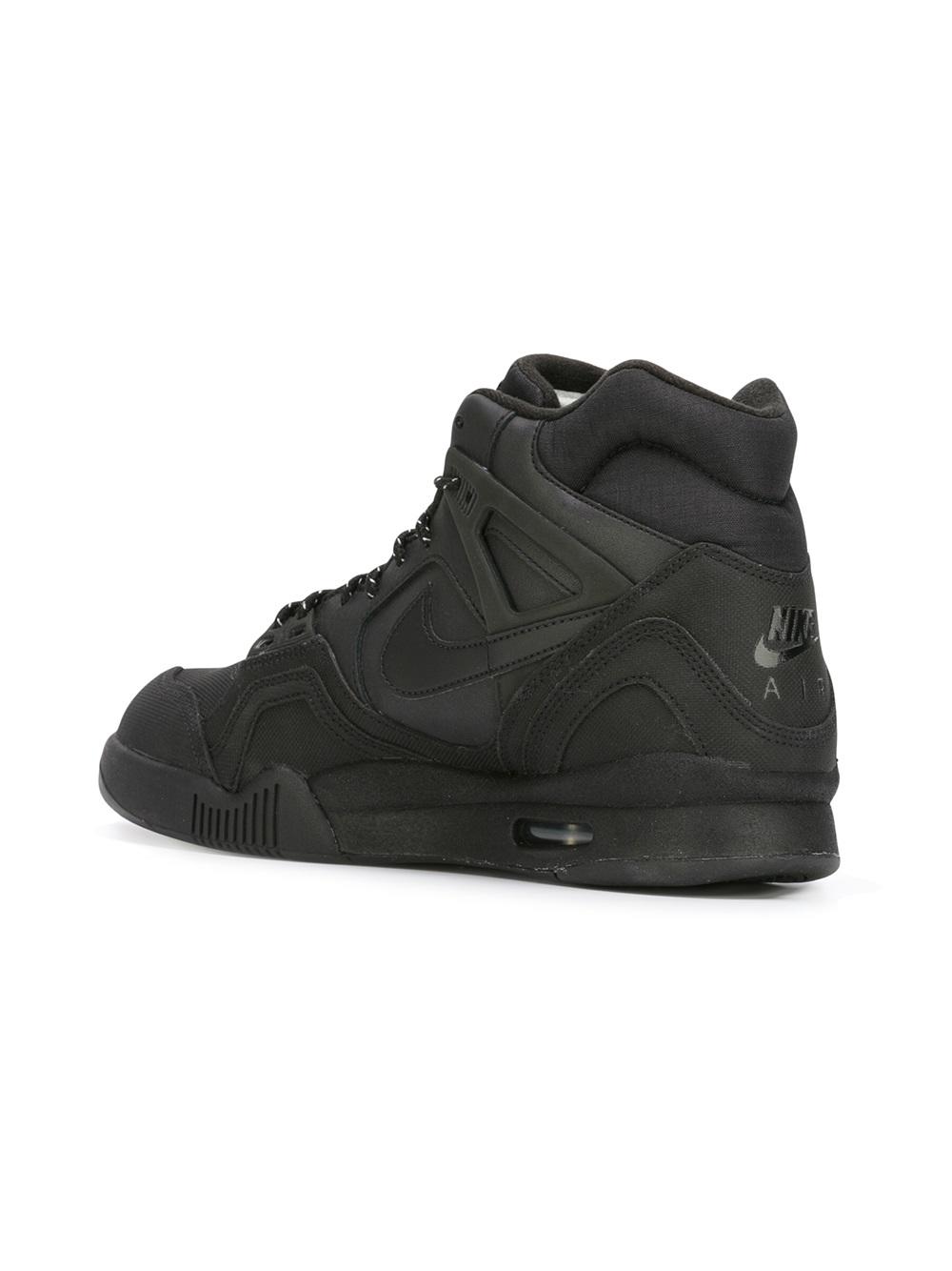 Air Tech Challenge II运动鞋
