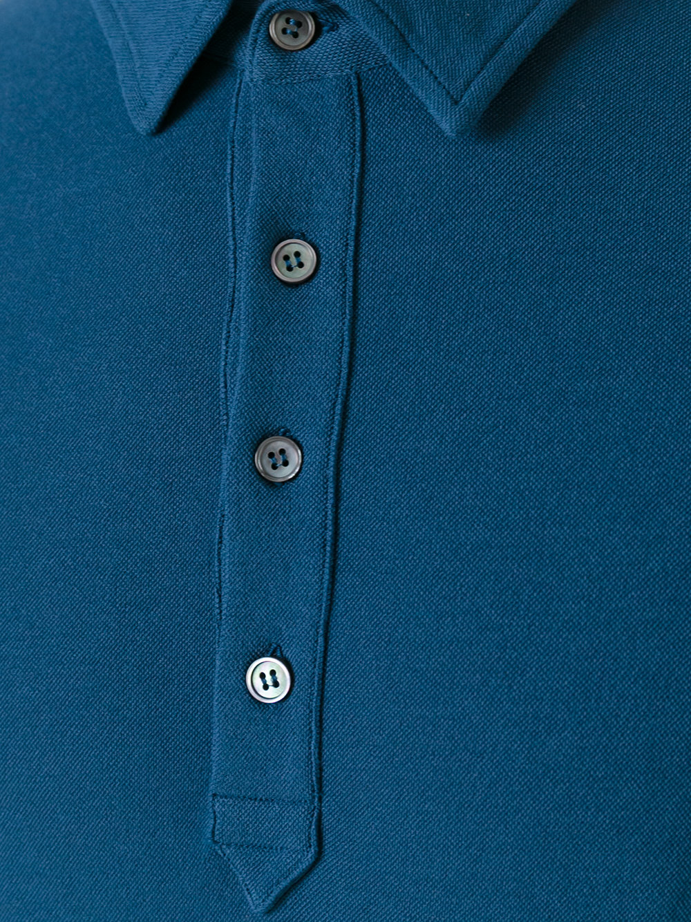 longsleeved polo shirt