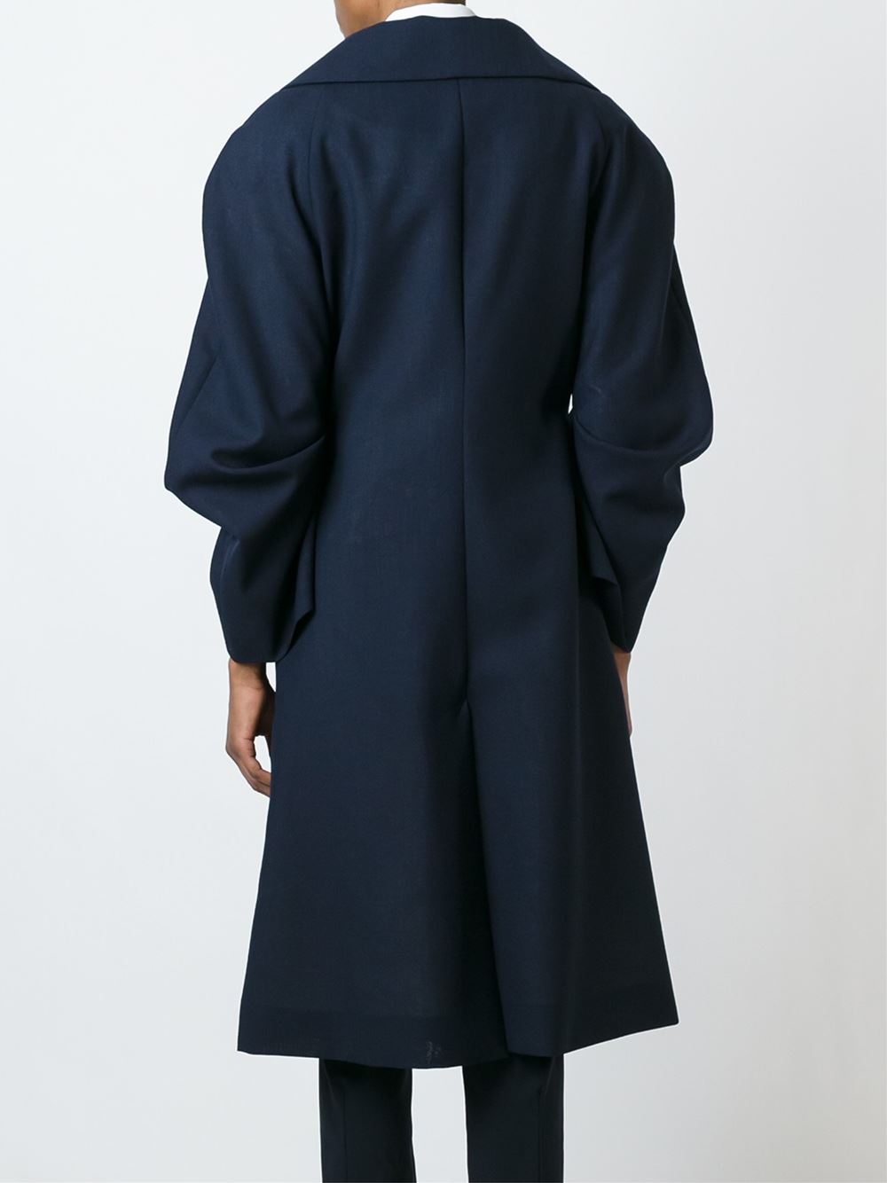 'Le Manteau Ouvert' oversized coat