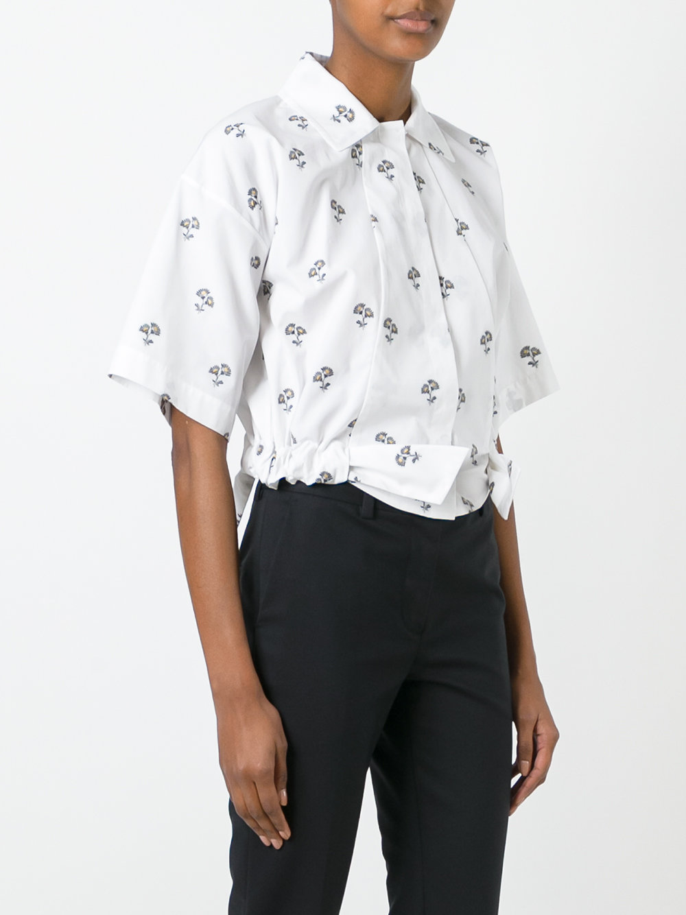 cropped daisy print shirt