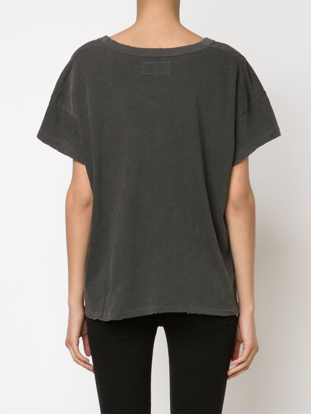 'The U-neck'T恤