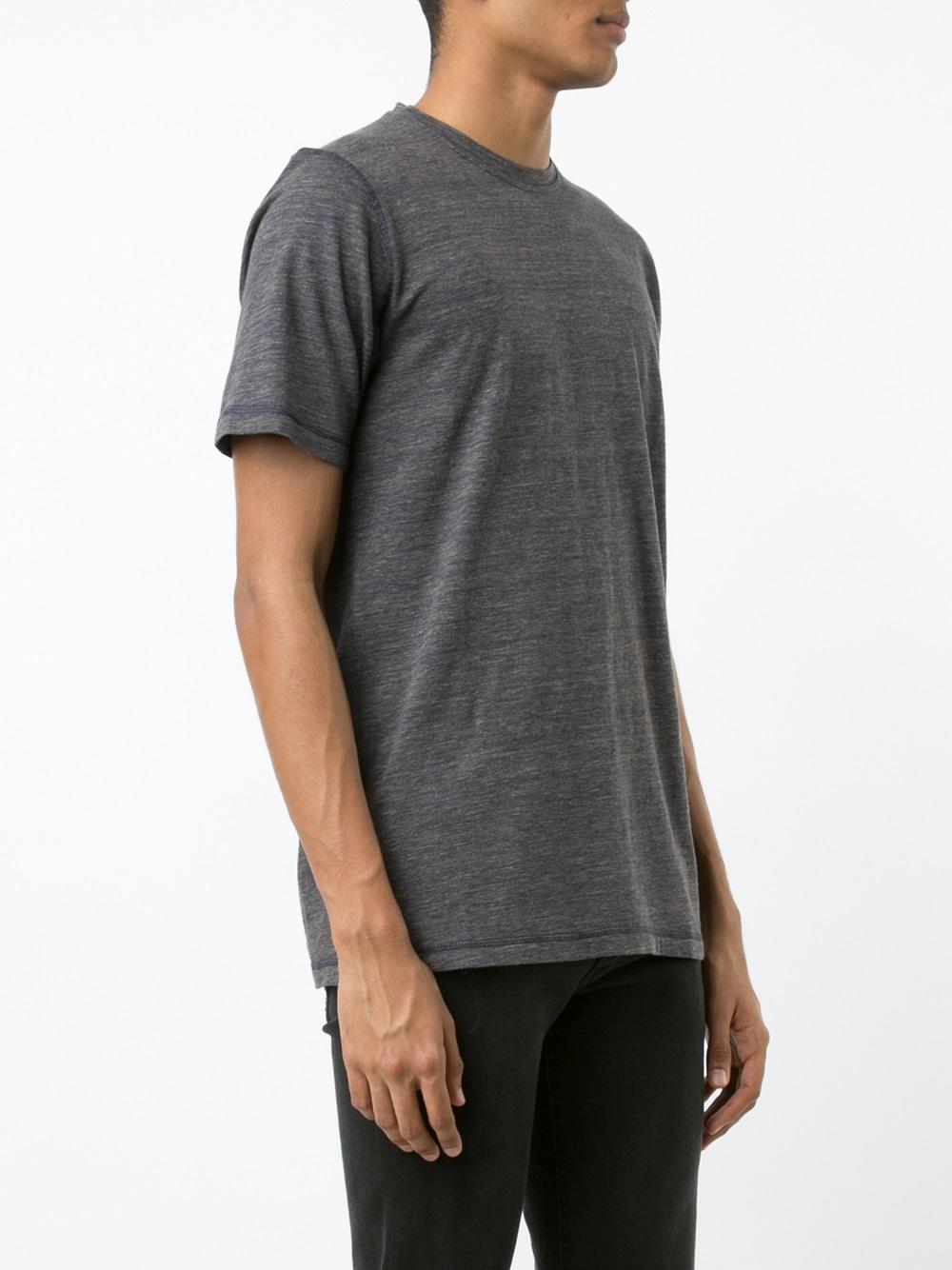 plain T-shirt 