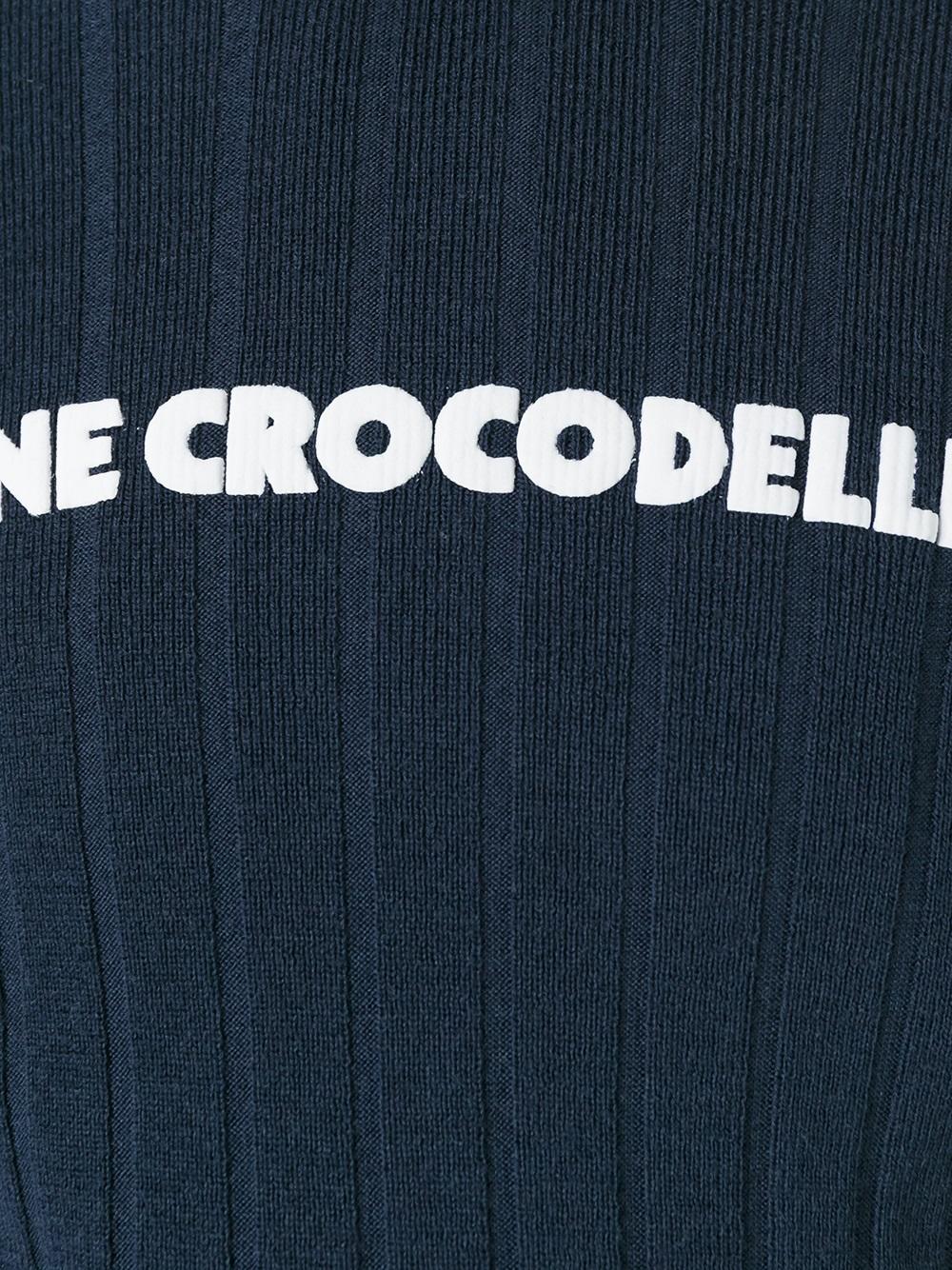 Une Crocodelle jumper