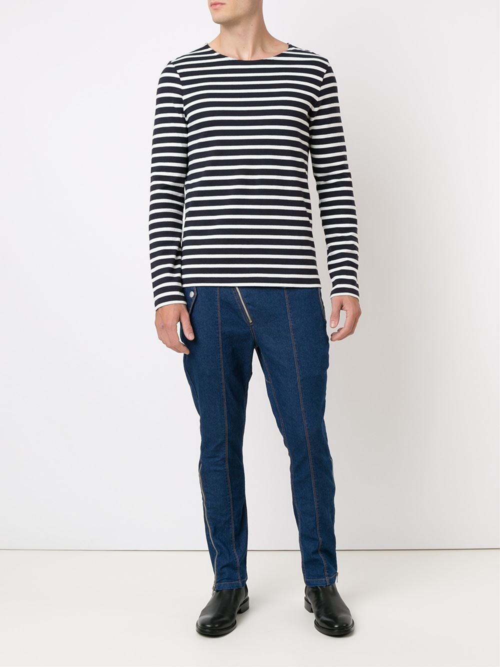 seam detailed straight jeans