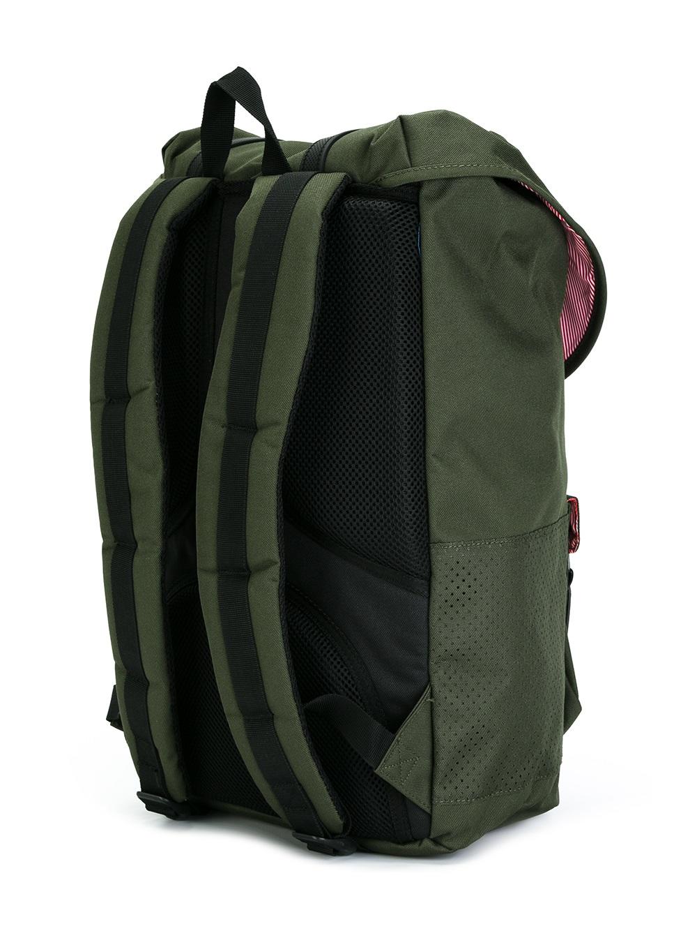 double strap fastening backpack