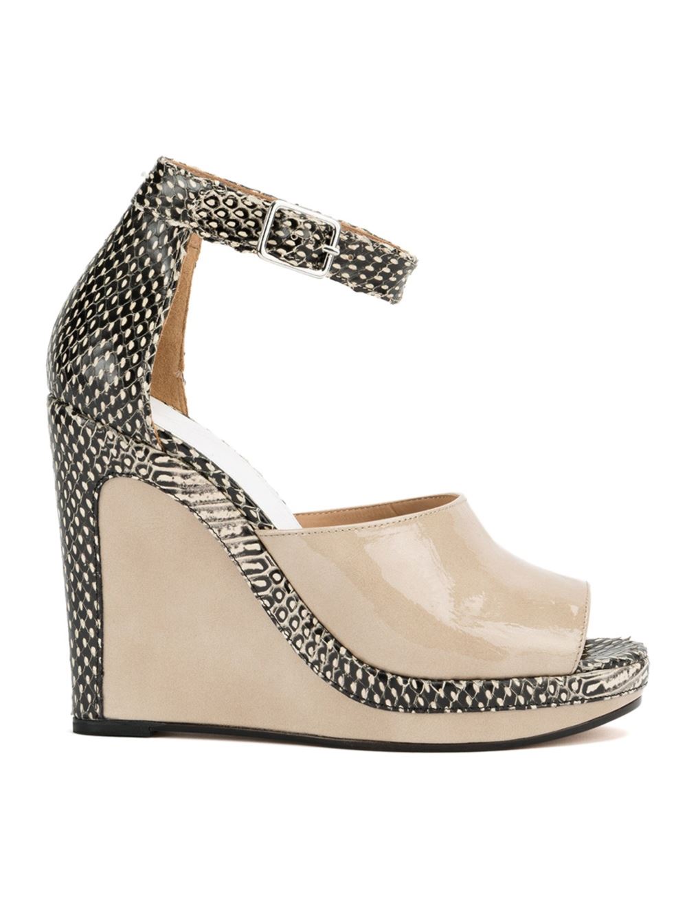 蛇皮纹坡跟凉鞋