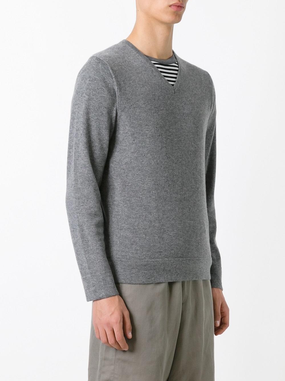 V-neck jumper