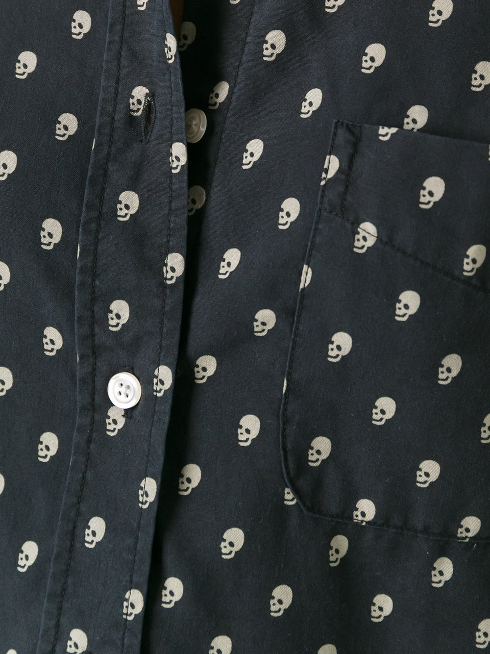 skull print shirt 