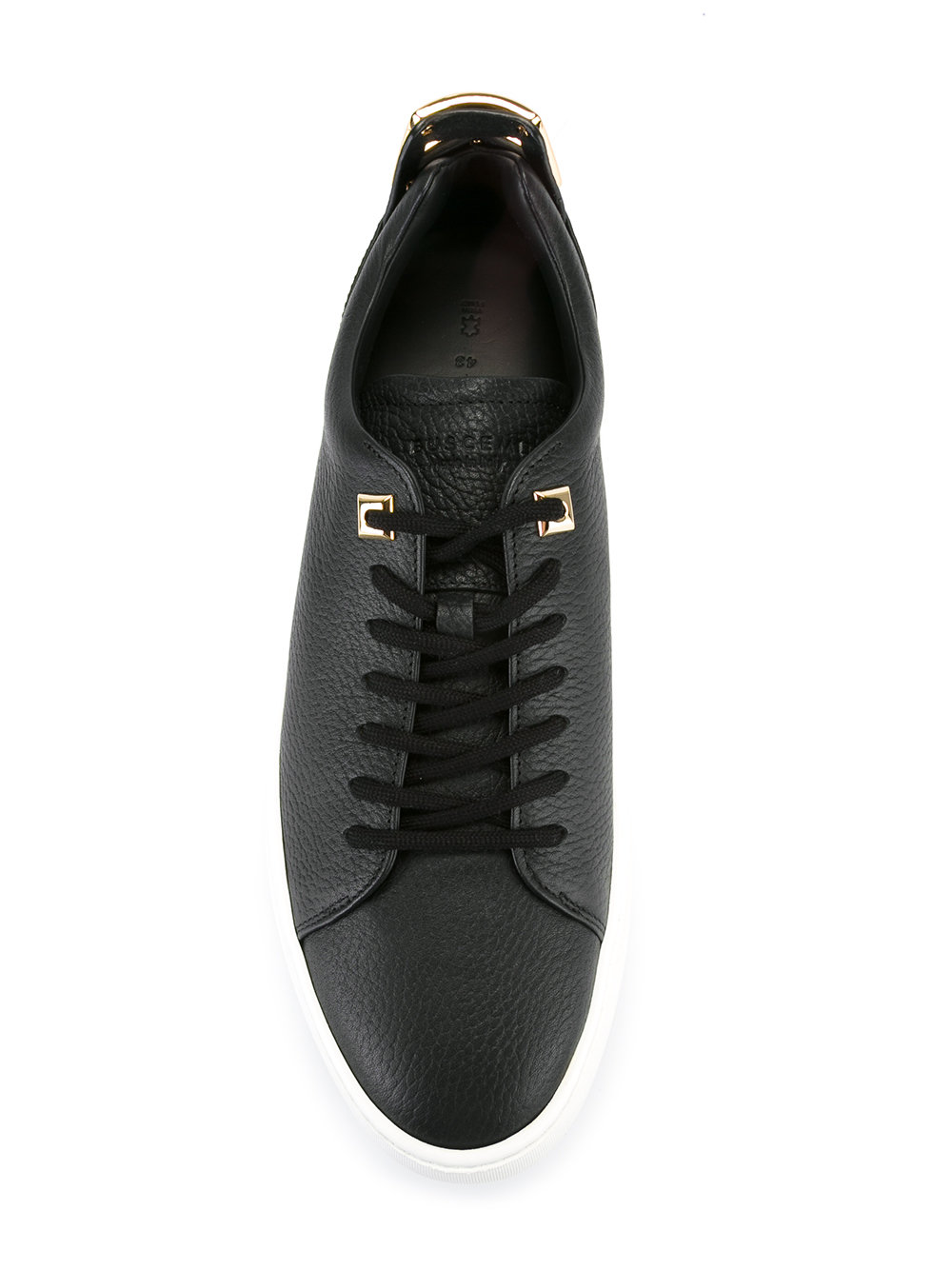 lace-up trainers