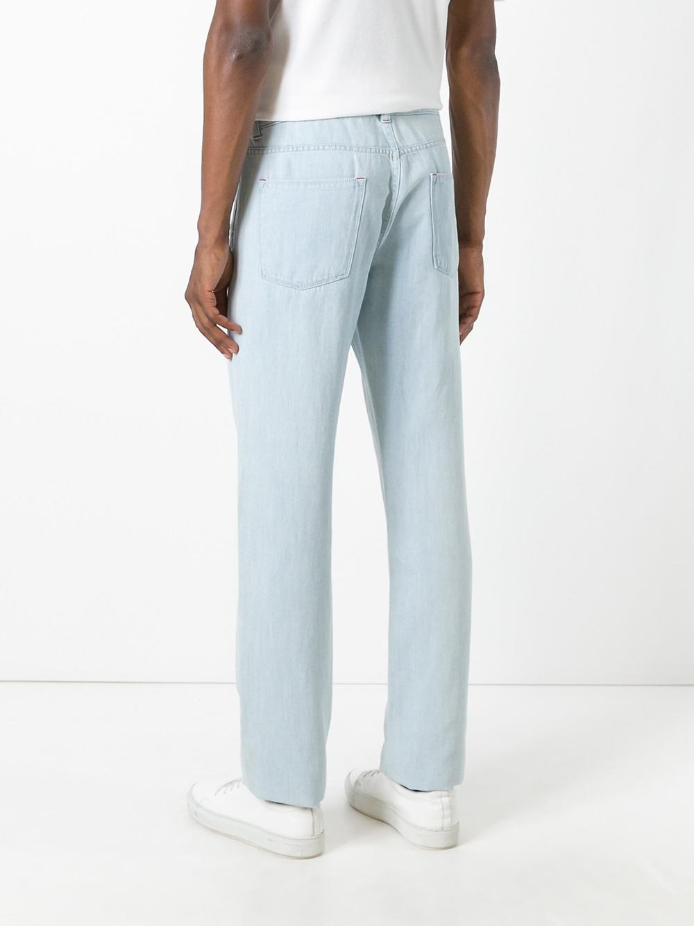 slim-fit trousers 