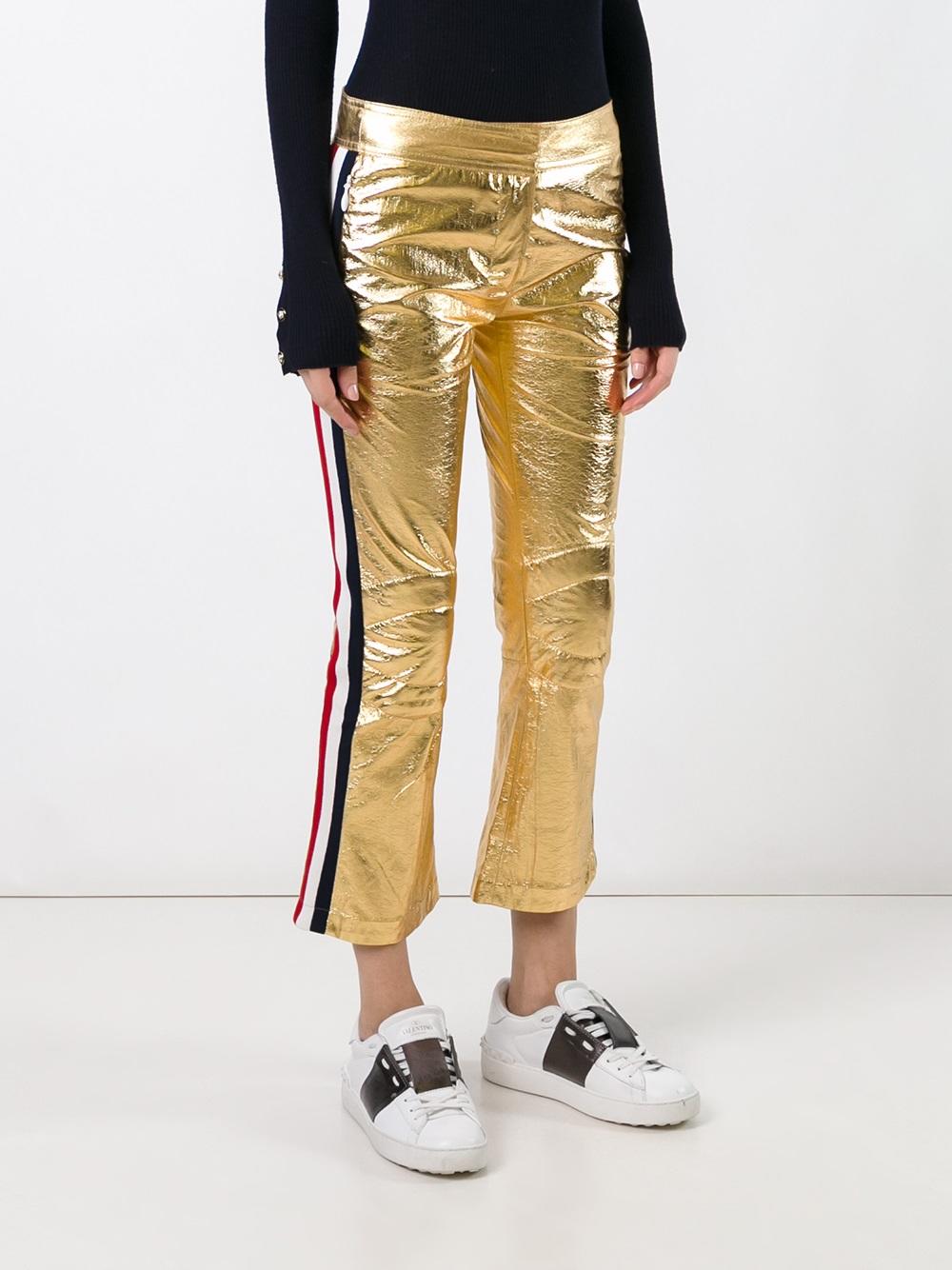 metallic three-quarter trousers