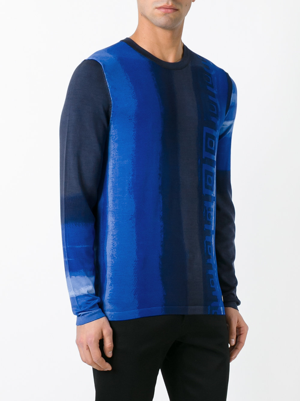 longsleeved T-shirt