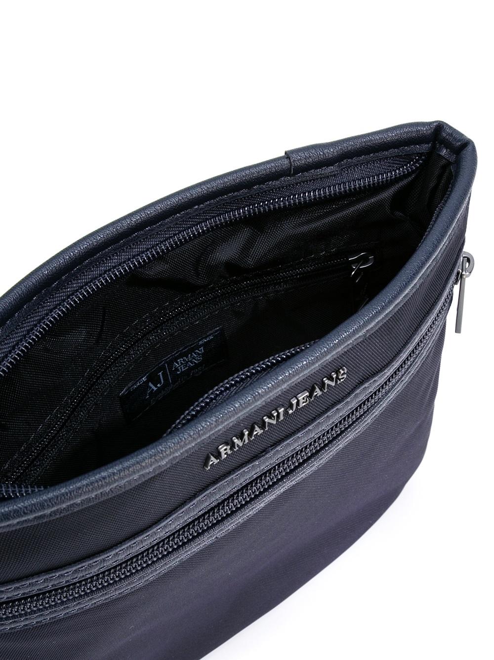 zipped messenger bag