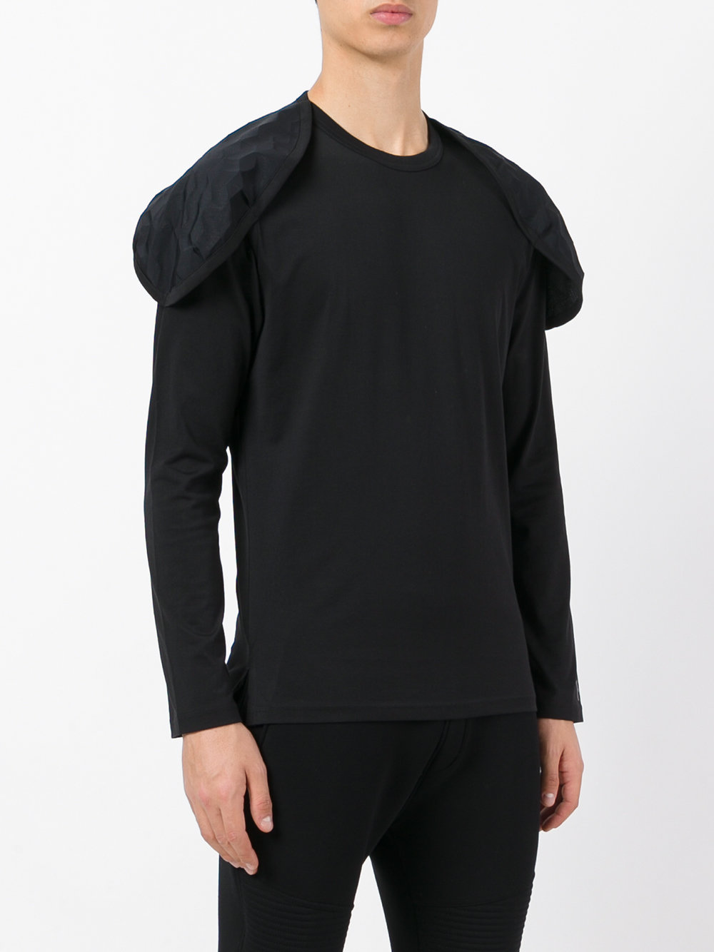 structured shoulder T-shirt