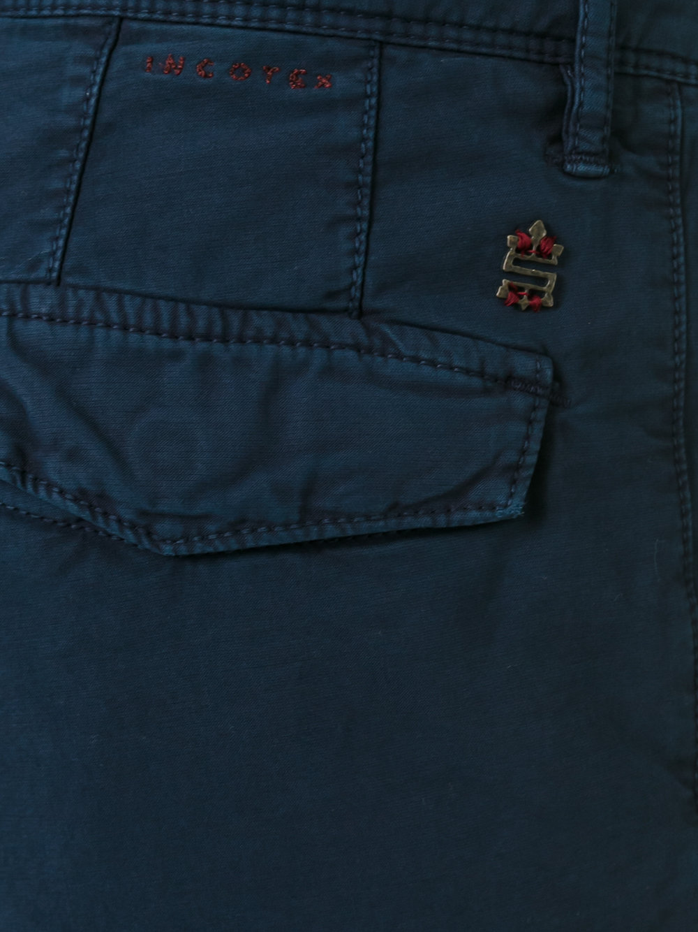 flap pocket shorts