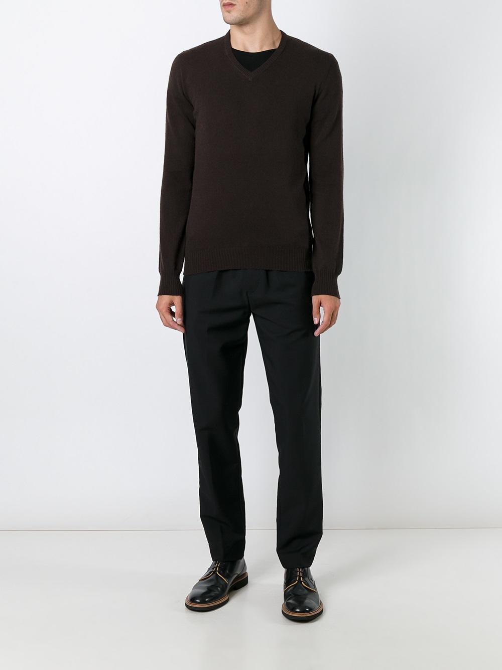 V-neck jumper