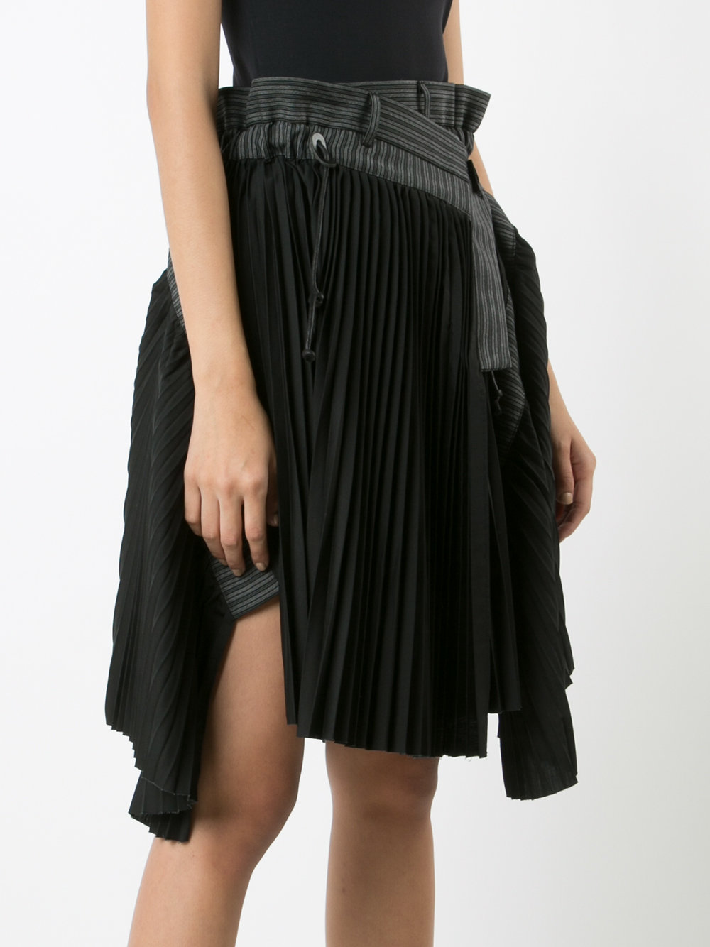 asymmetric pleated skirt 