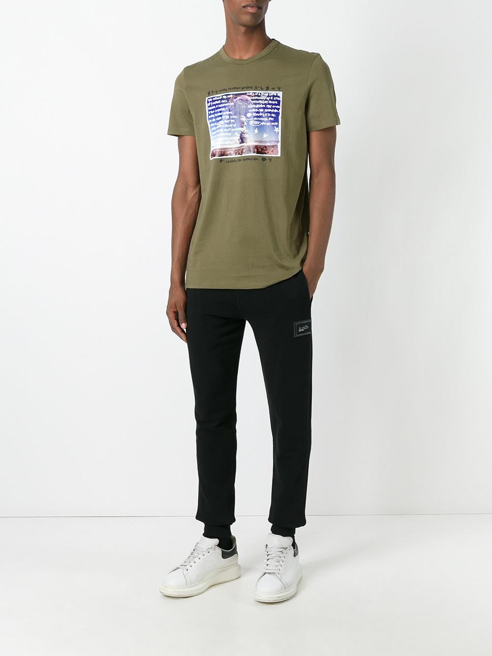 explosion print T-shirt