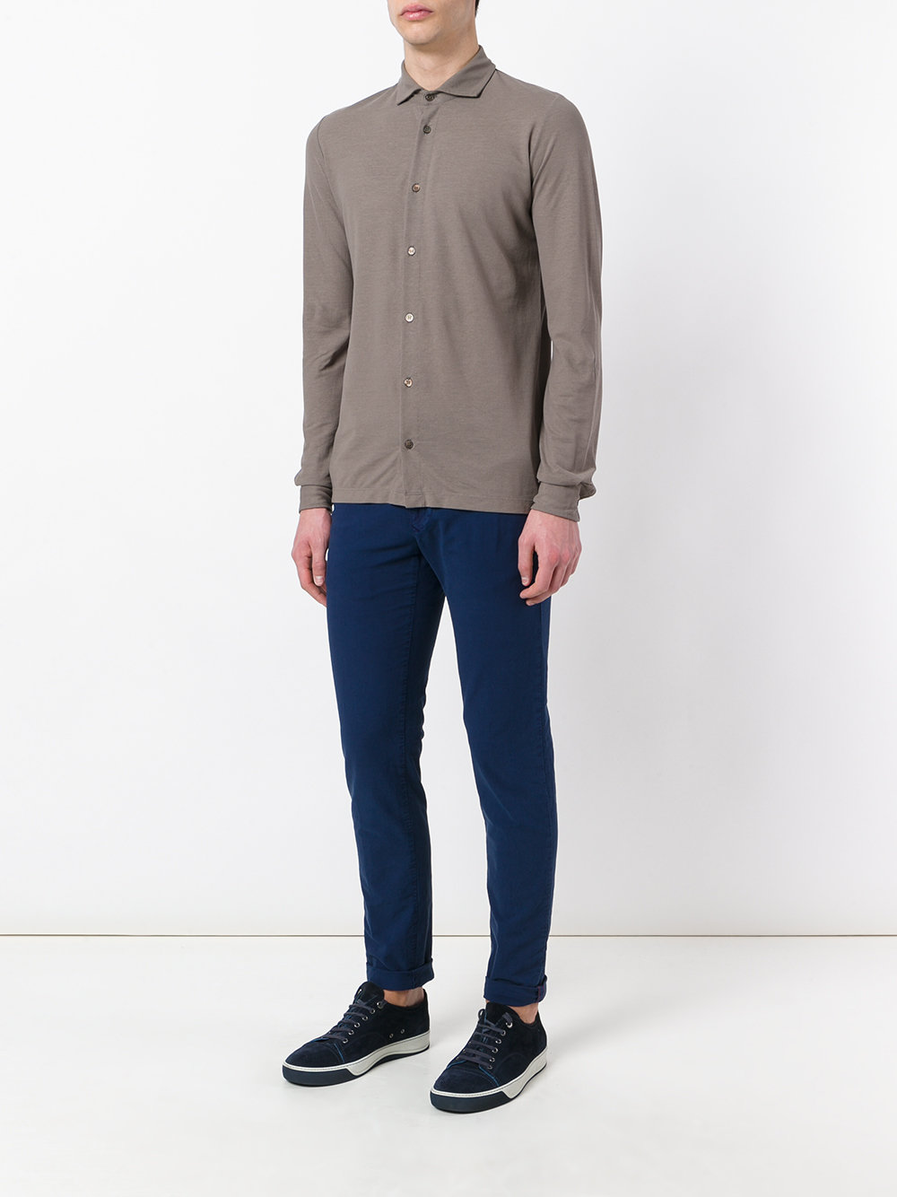 knitted shirt