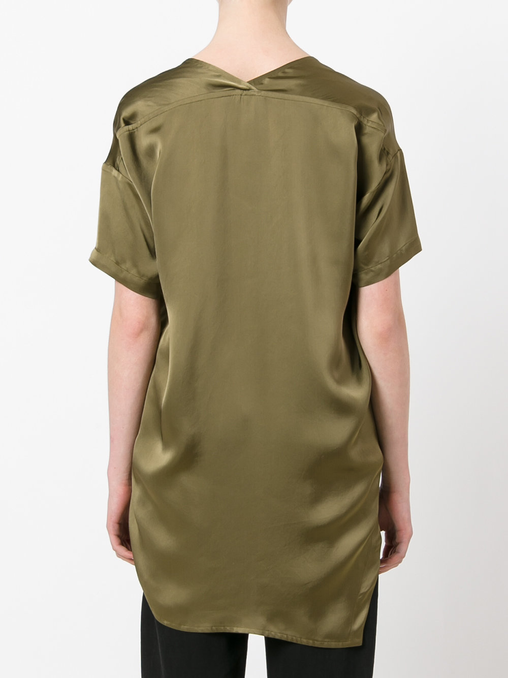 elongated back T-shirt