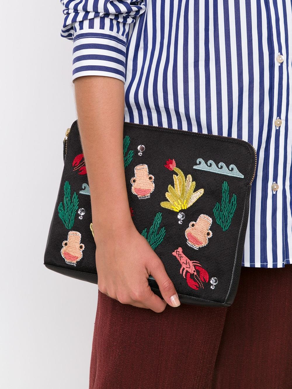 'Maritime Icon Safari' clutch