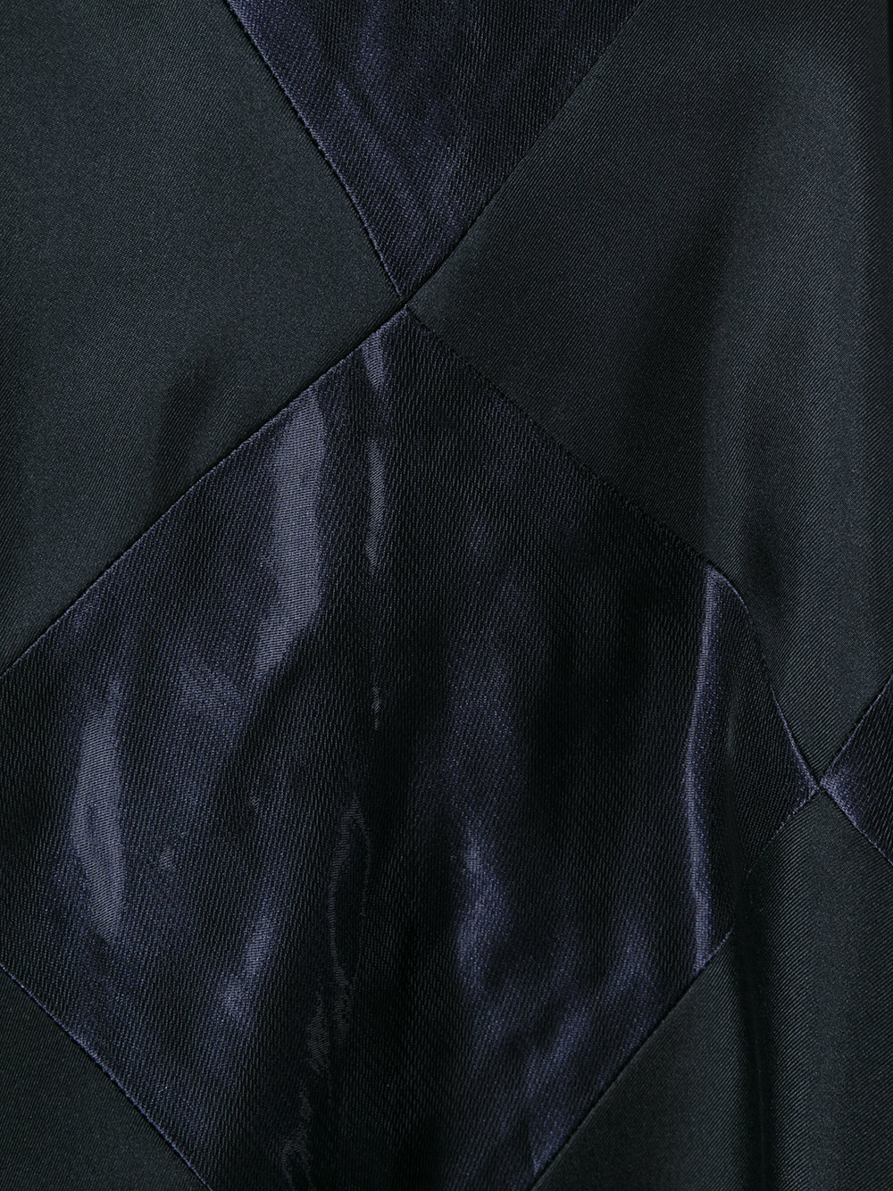 刺绣伞形礼服