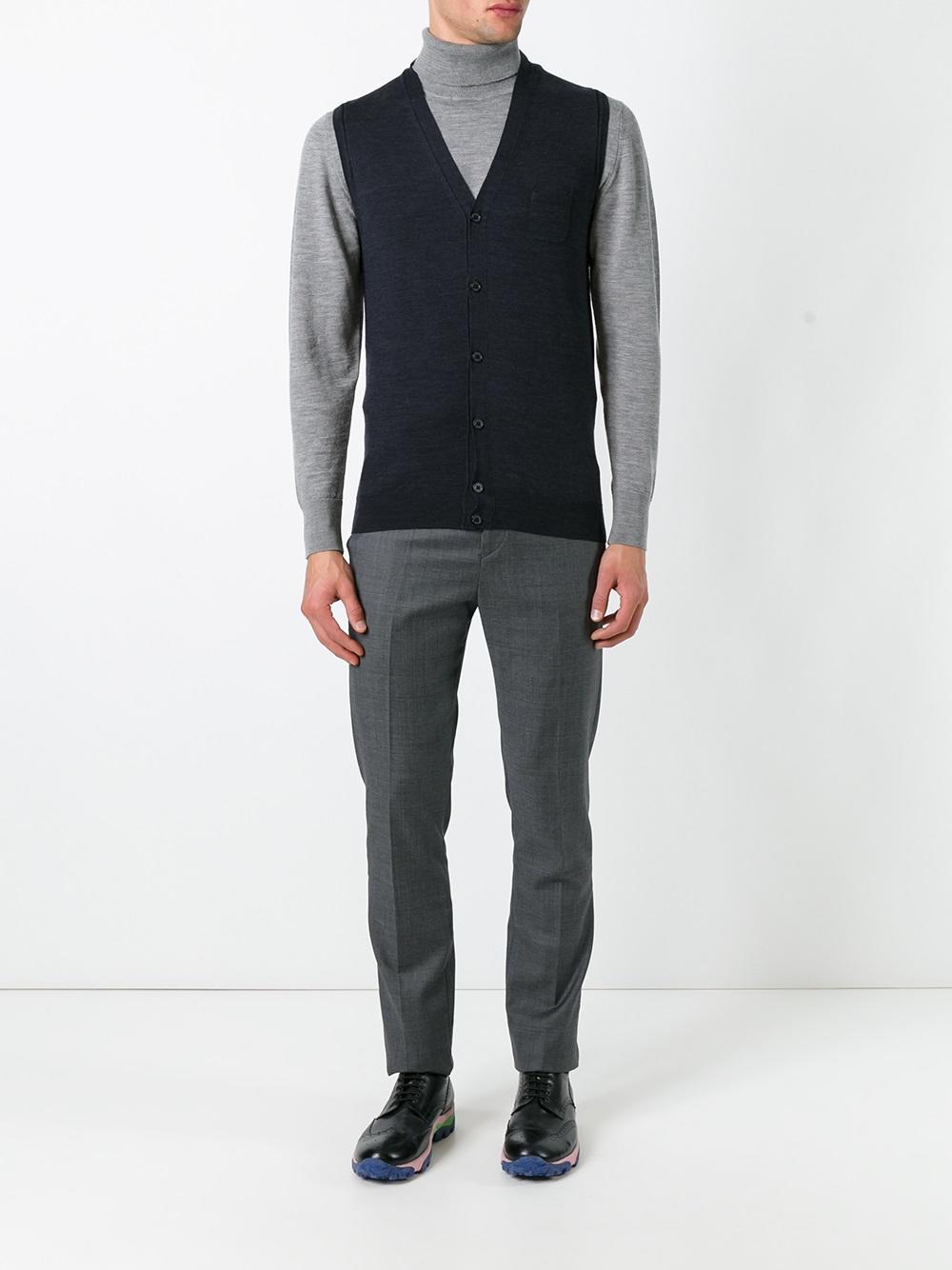 buttoned knit gilet