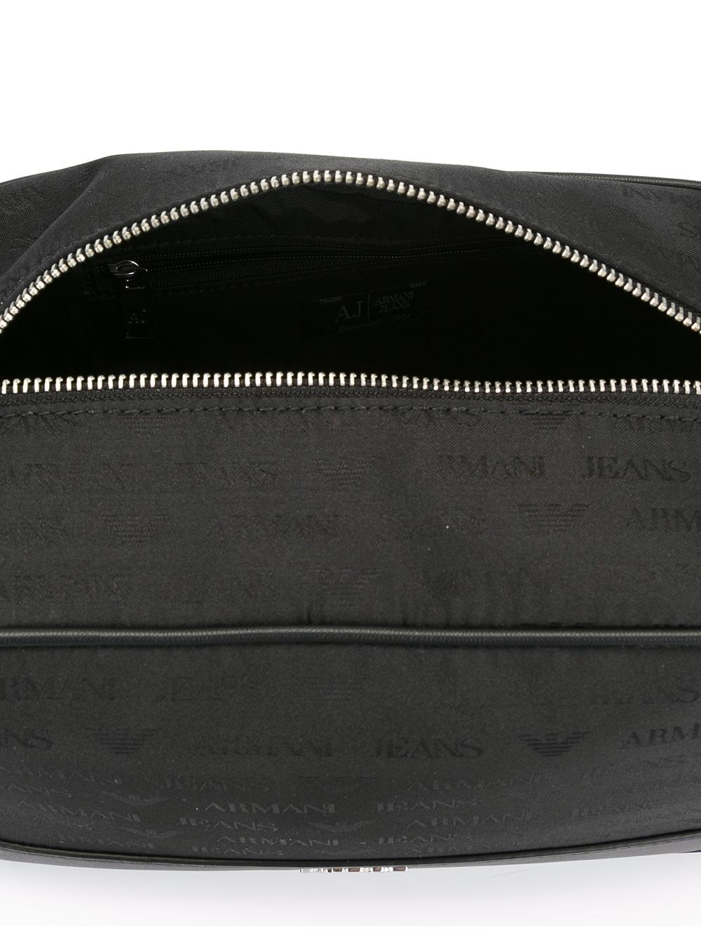 zipped wash bag