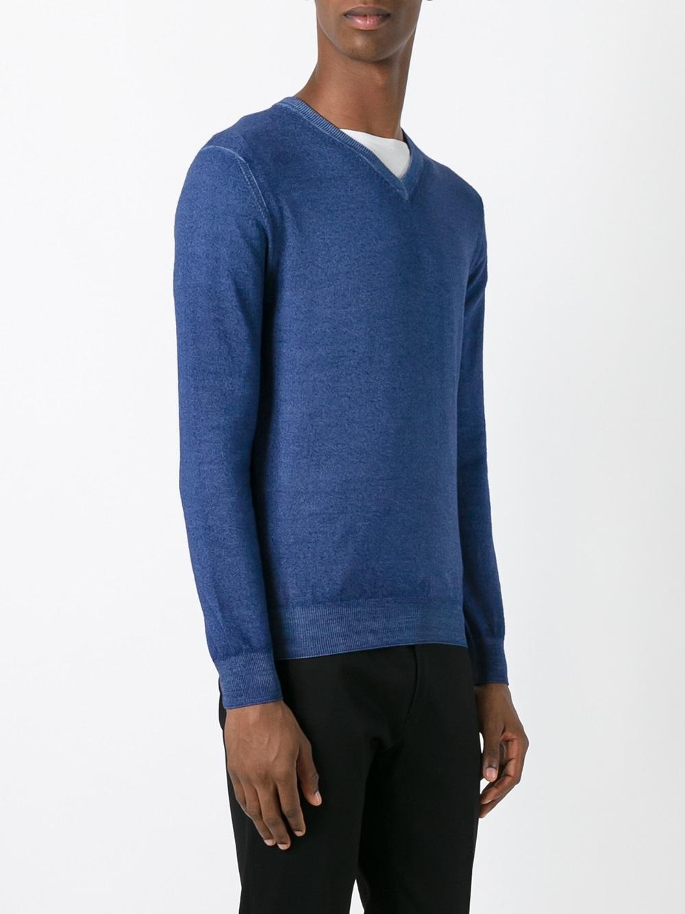 V-neck jumper